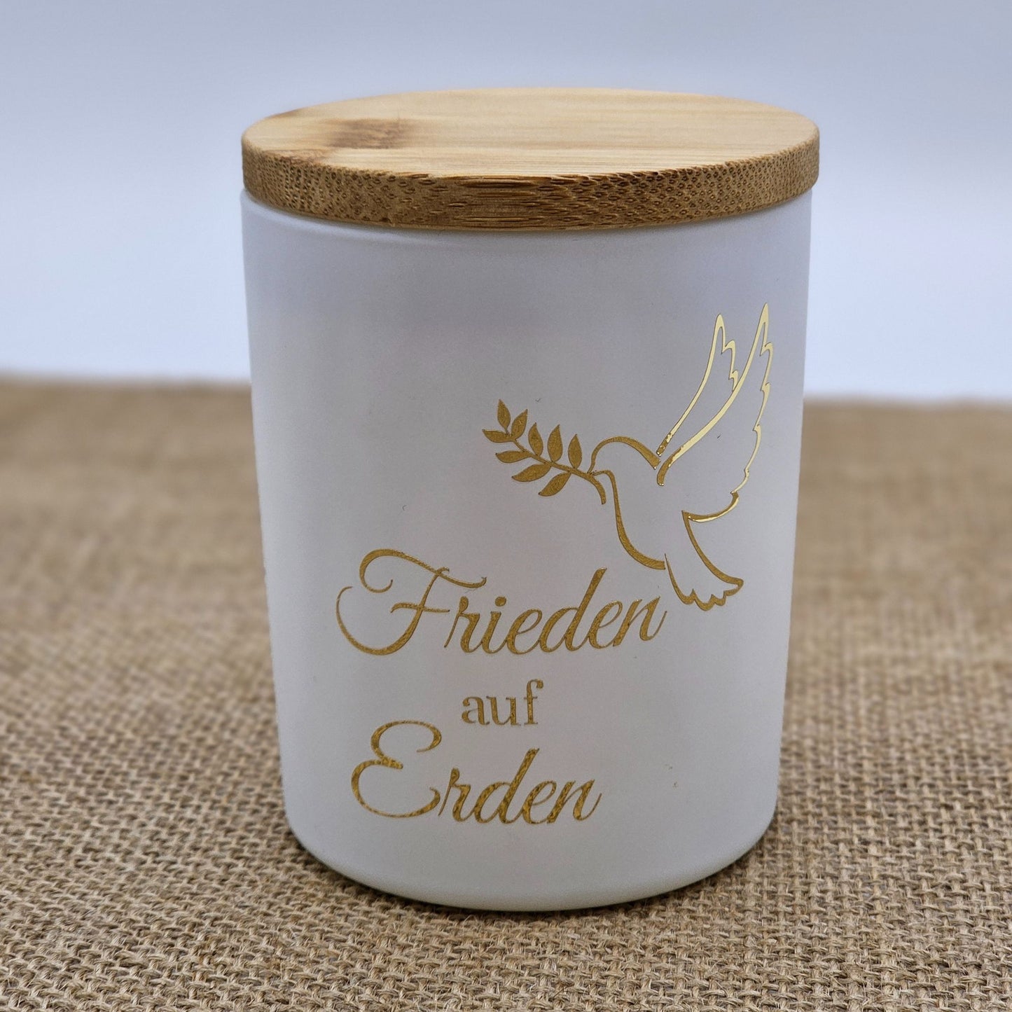 Friedenskerze Kerze im Glas mit Holzdeckel Frieden auf Erden