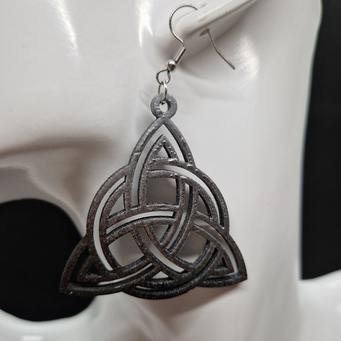 Damen Ohrhänger Ohrringe schwarz silber trinity Knoten Triquetra