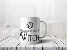 Lade das Bild in den Galerie-Viewer, Bedruckte Tasse mit Pentagramm und Spruch Proud to be a witch - Tachinedas Kreativshop
