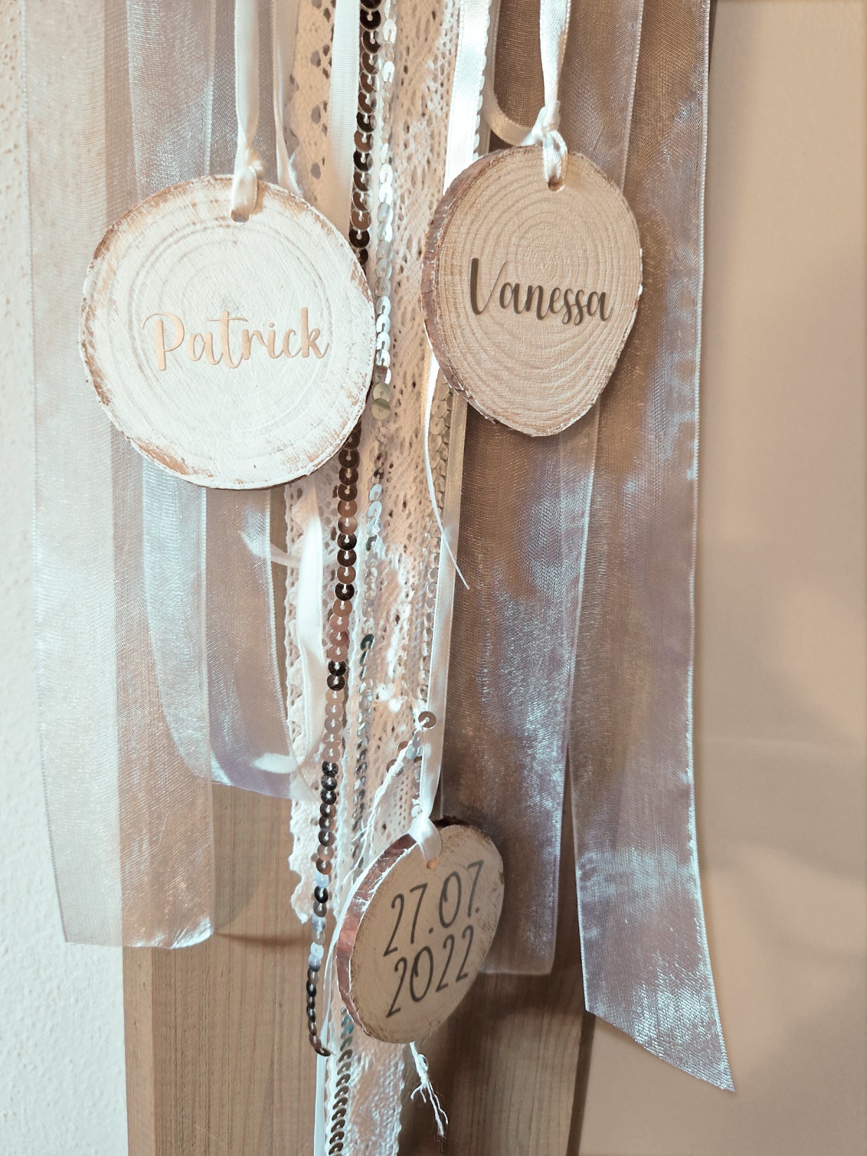 Personalisierter Traumfänger Hufeisen Geschenkidee zur Hochzeit Dreamcatcher weiß