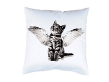 Lade das Bild in den Galerie-Viewer, Kissen mit Print Katze mit Flügeln - Tachinedas Kreativshop
