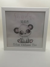 Lade das Bild in den Galerie-Viewer, Beleuchteter Bilderrahmen personalisiert Leuchtrahmen Panda Bär Geschenk zur Geburt oder Taufe mit Namen Datum Mädchen Leuchtbild Nachtlicht - Tachinedas Kreativshop
